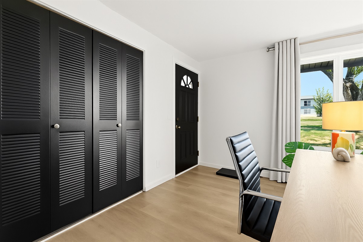 Simple, secure, and functional—this entryway features ample storage and quick access to everything you need upon arrival.