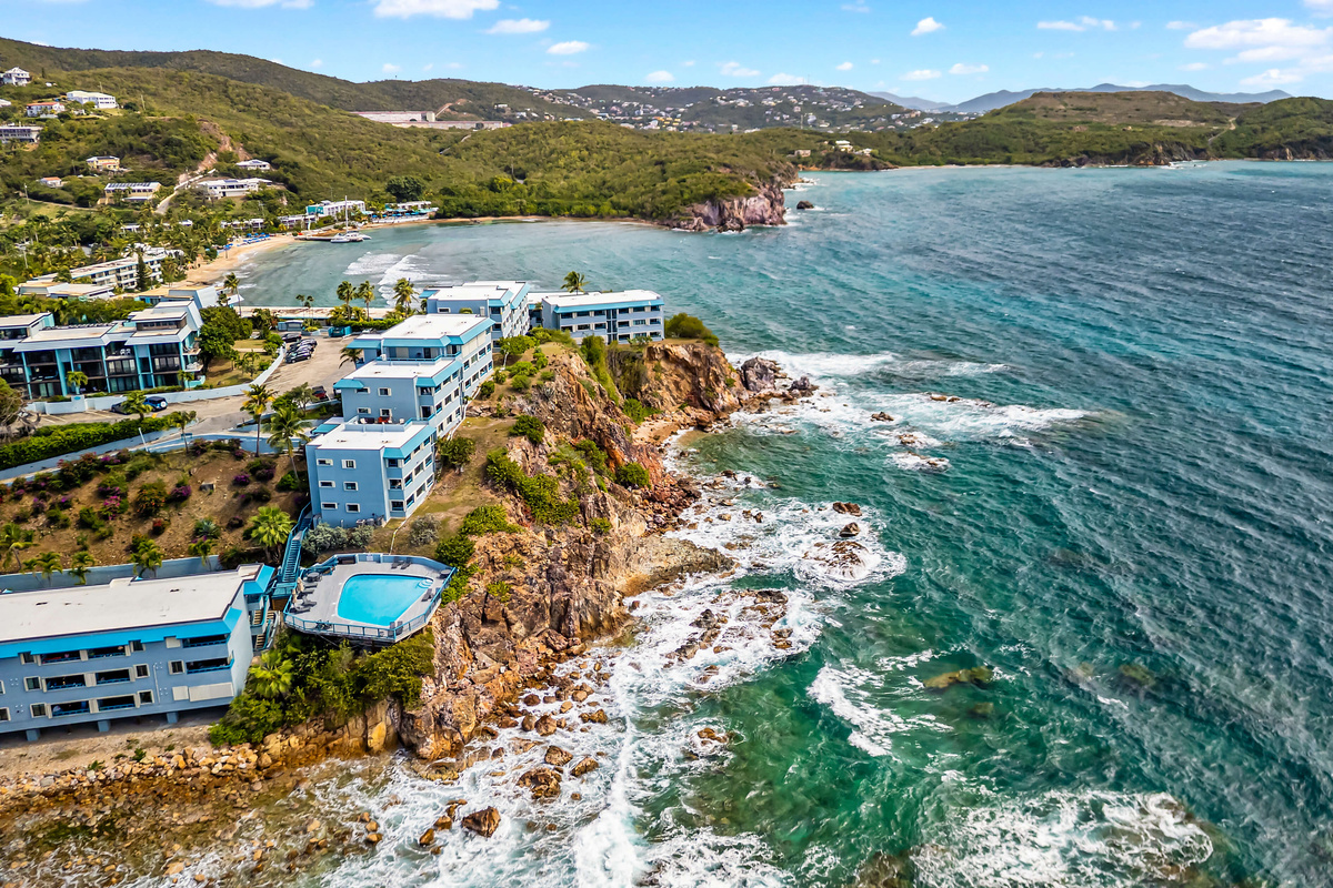 A bird&rsquo;s-eye view of your tropical island escape.