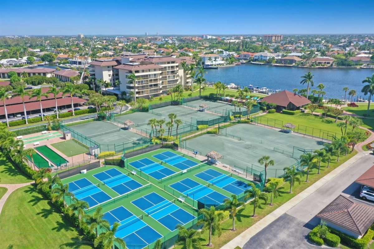 Tennis courts 