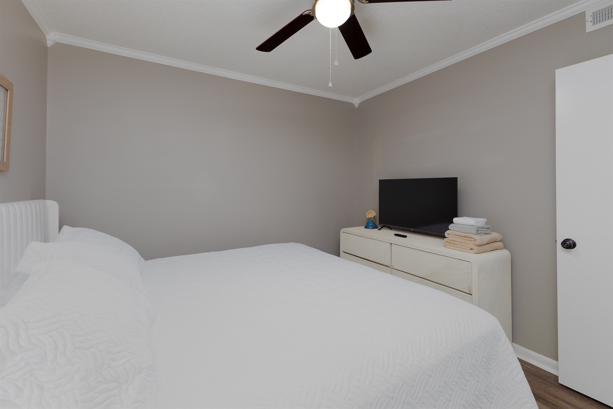 Beautyrest mattress in master bedroom