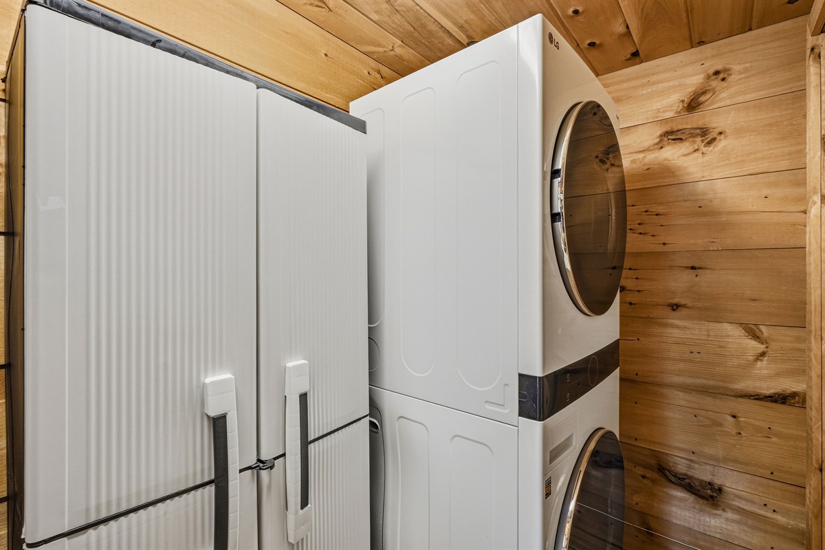 Free to use washer and dryer set