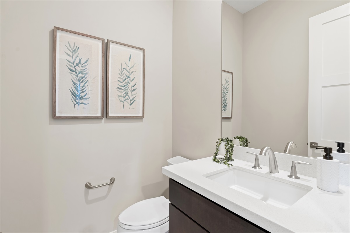 Convenient 6th half-bath.