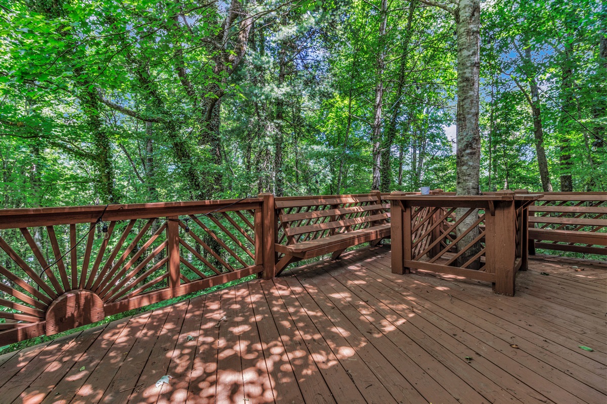 Treehouse-like Deck