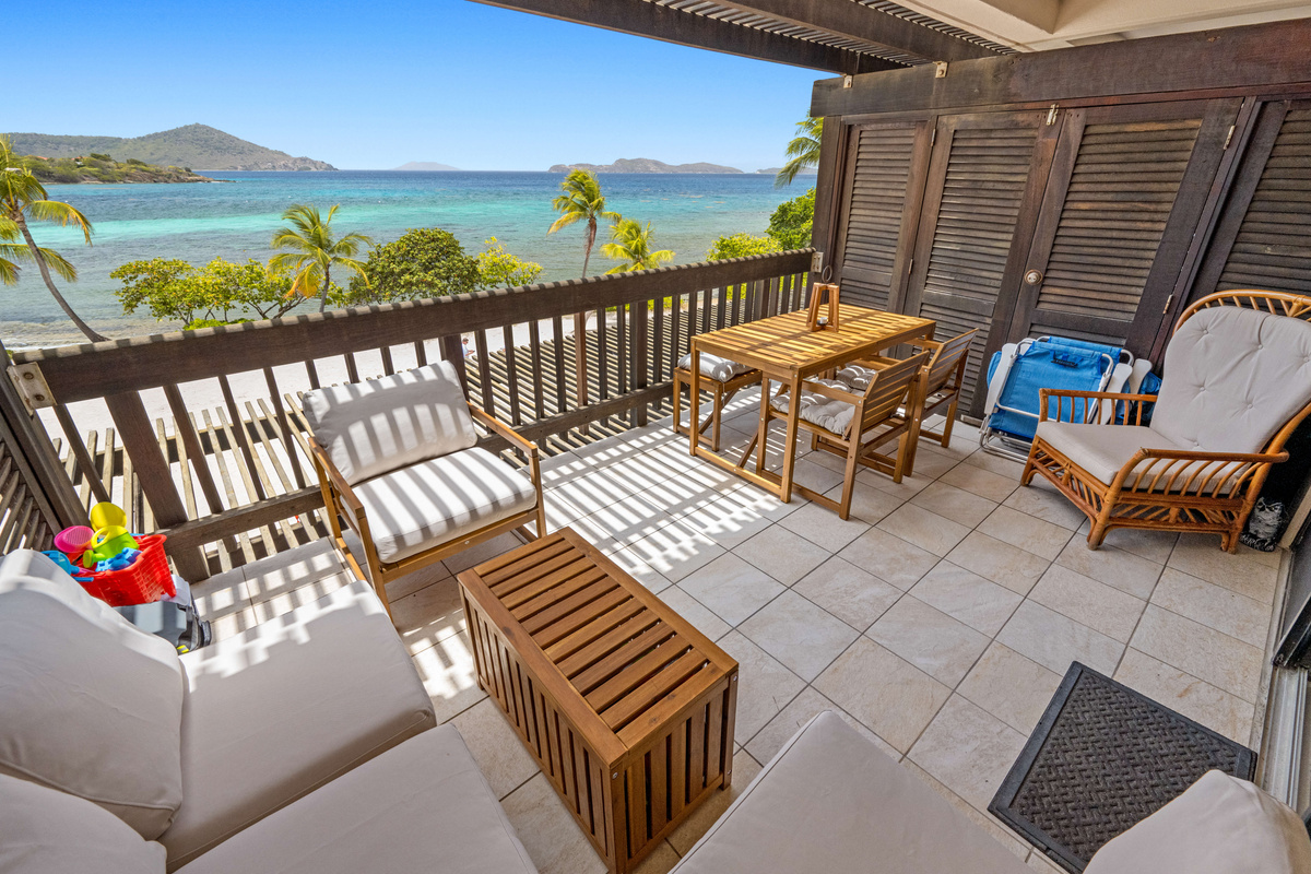 Take in the tropical breeze and breathtaking scenery from this peaceful outdoor space.