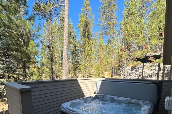 We got a brand new hot tub in October, 2023, woohoo! Enjoy relaxing while star gazing after a long day bike riding or skiing!