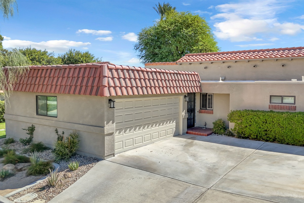 Garage and Driveway Parking