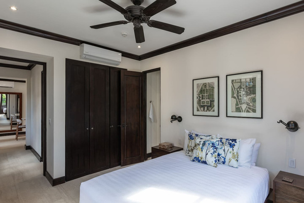Steps from the Beach | 2BR Flat in Las Catalinas