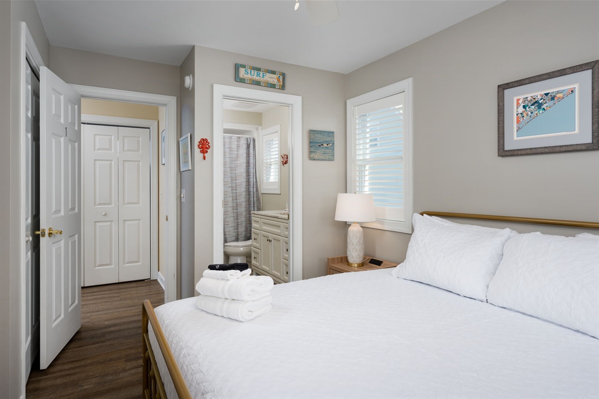 Bedroom 1 - Master with ensuite bathroom