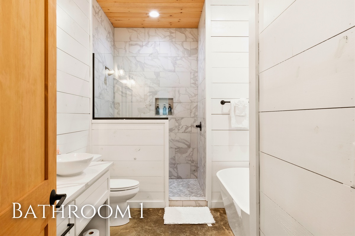 Refresh and rejuvenate! Our stylish bathroom is perfect for some pamper time