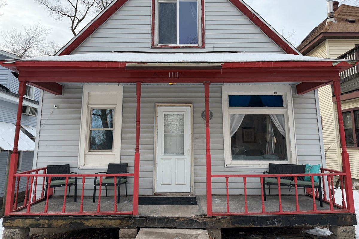 Welcome to Aspen Apartment!