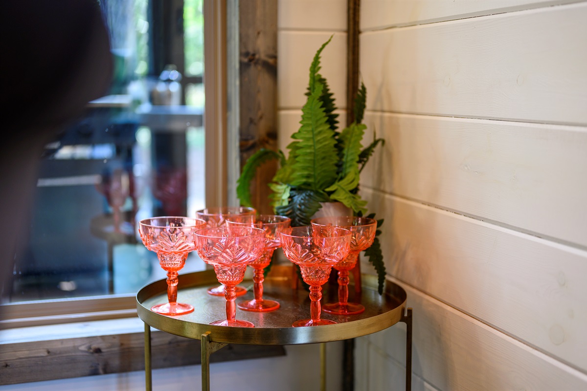 Stylish setup for a perfect evening drink 