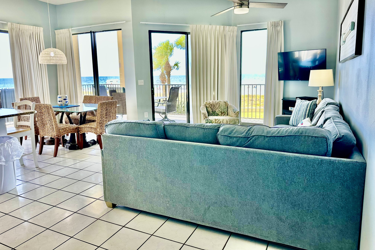 When you step into the living area you'll immediately see that view!!