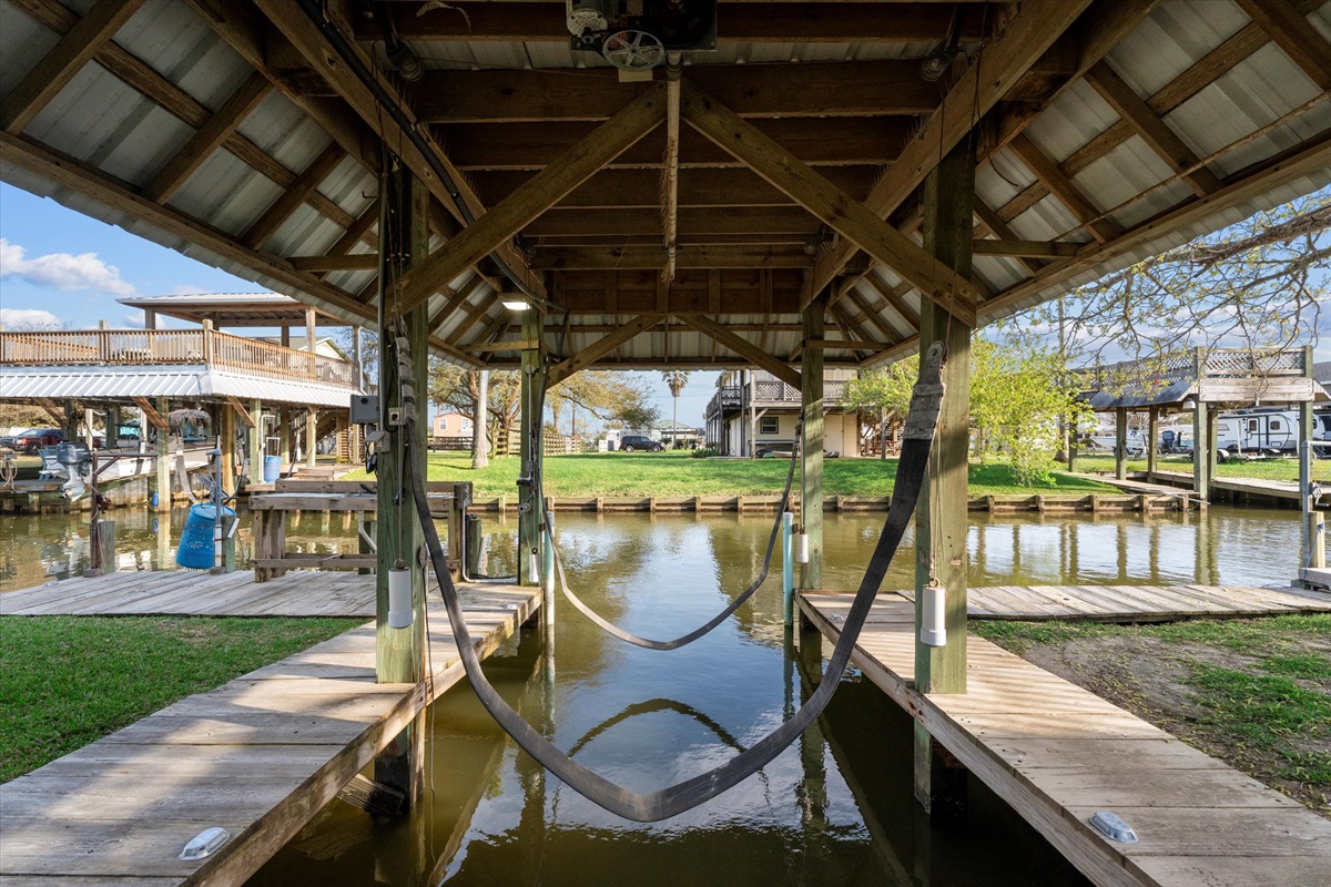 3d1175a586704c0098b7dec4db11fed8 Large | Beachhouse | Texas | TX | Vacation Homes | Galveston | Crystal Beach | Kokomo | Breezy Days | Beachfront Elegance | Sunrise Serenity | Southern Sands Property Management, LLC