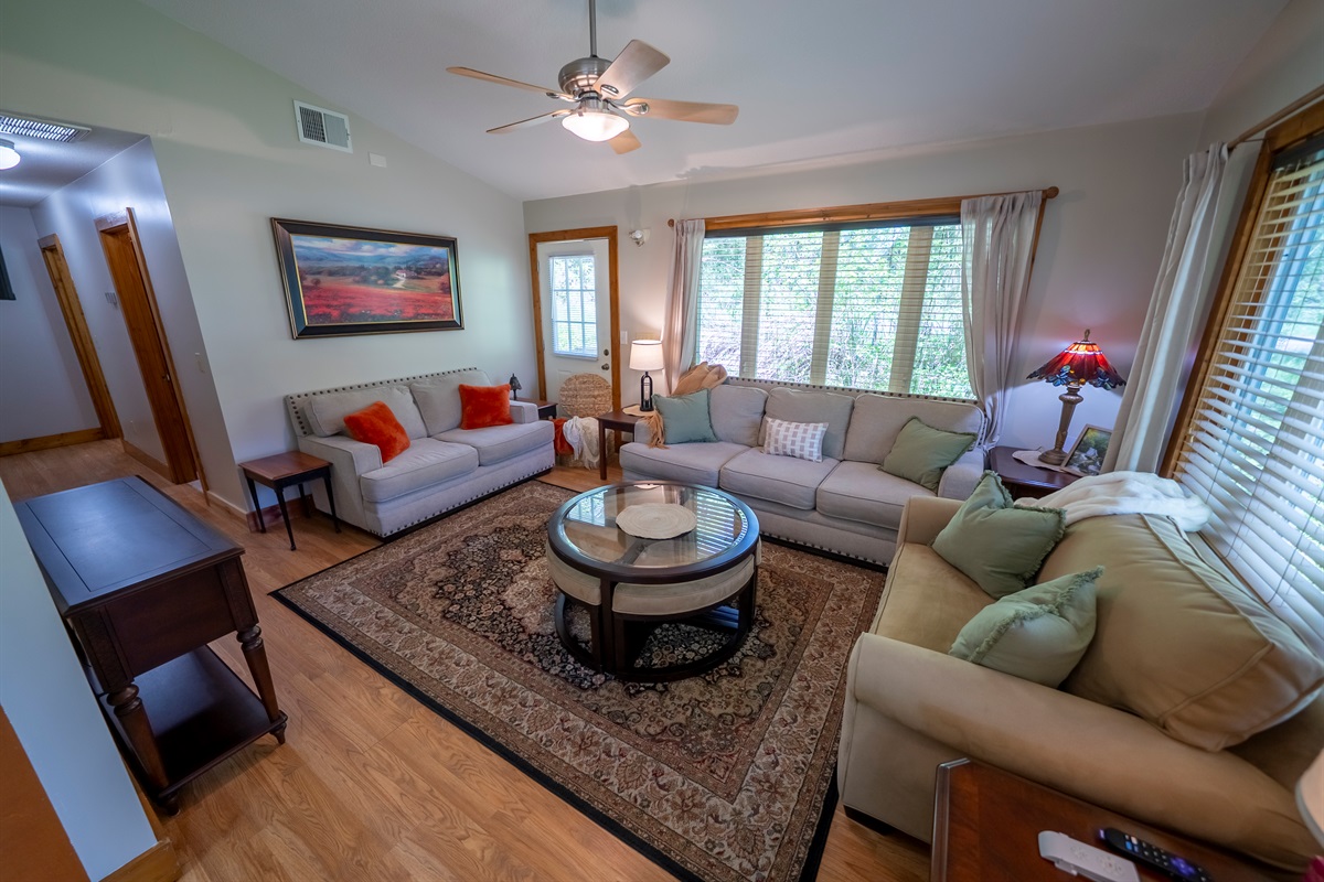 Kick back and relax with a Smart TV and plenty of seating, then pull out the extra seats for a fun game night around the coffee table.