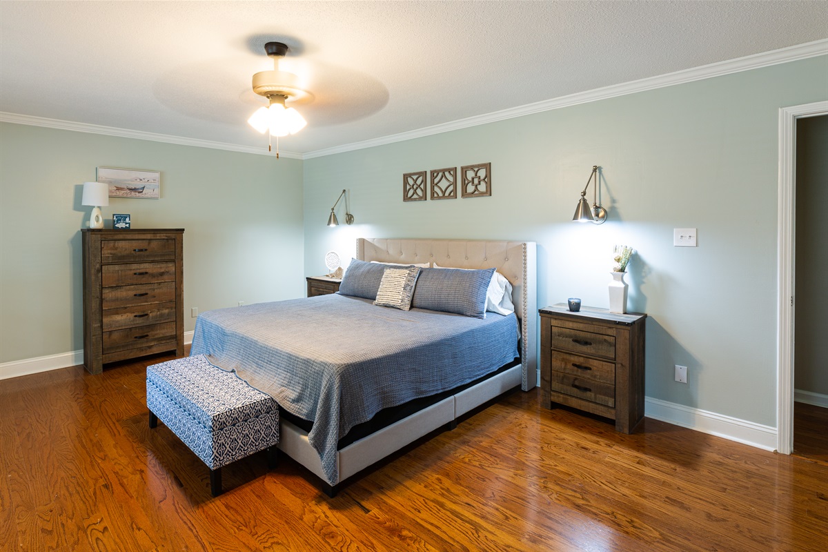 Master Bedroom | King