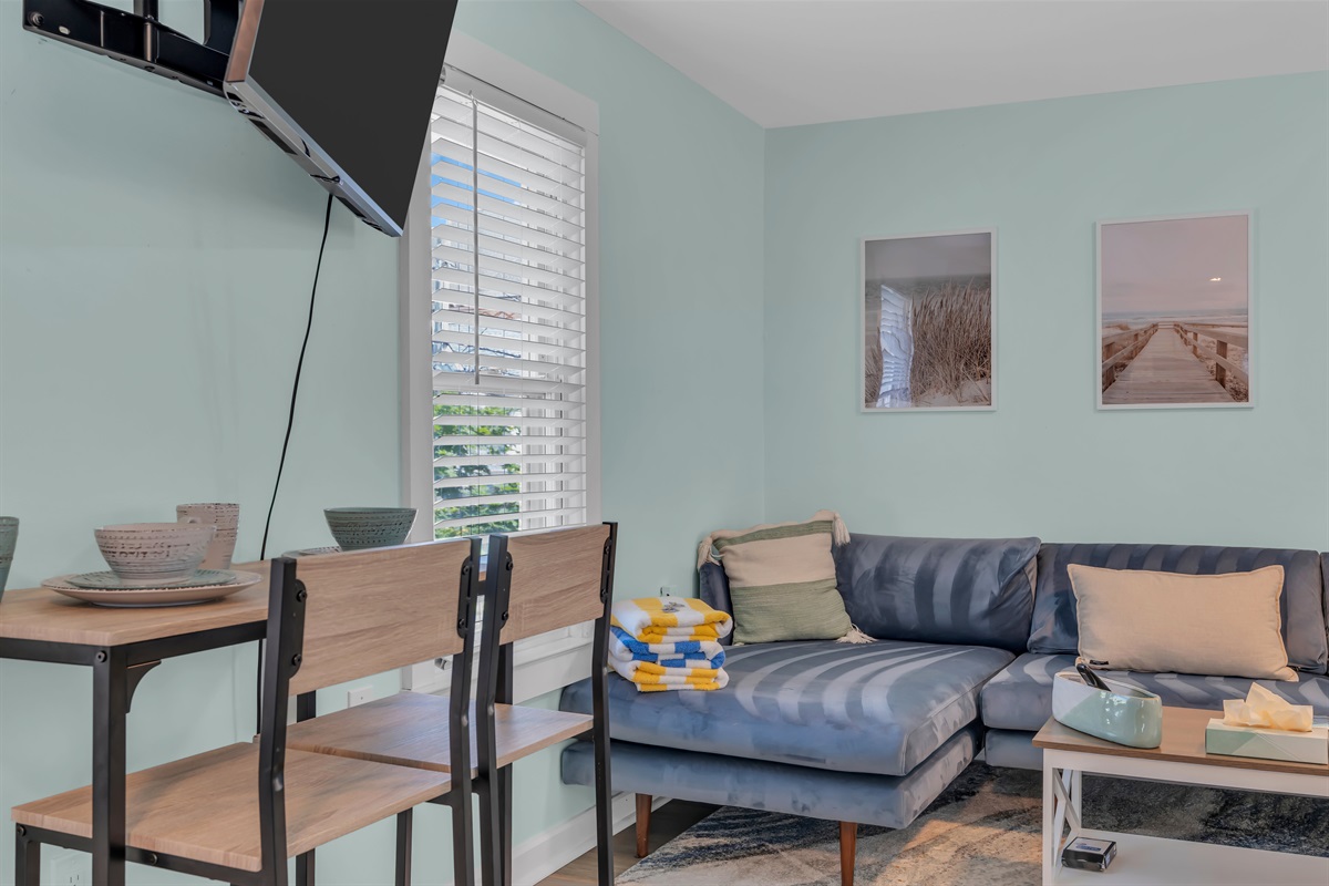 Beachy vibes in every corner! Relax on the comfy sofa, dine with a view, or plan your Ocean Grove adventure. Steps from the sand, our cozy nook brings the Jersey Shore indoors