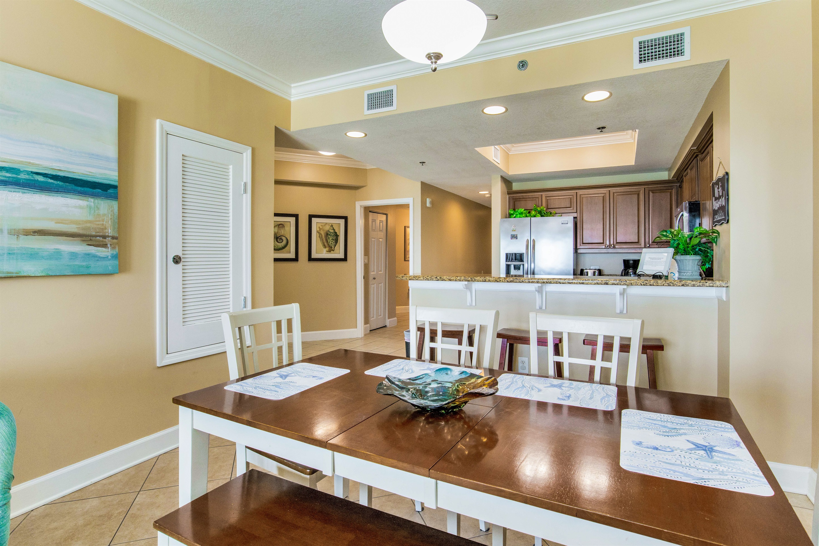 Kitchen - Bar