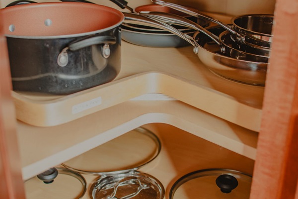 Cookware and essentials provided for everything from quick meals to full dinners