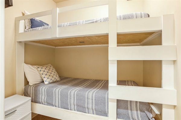 Second Floor - "Mini" Bunk Room with built in Bunk Bed