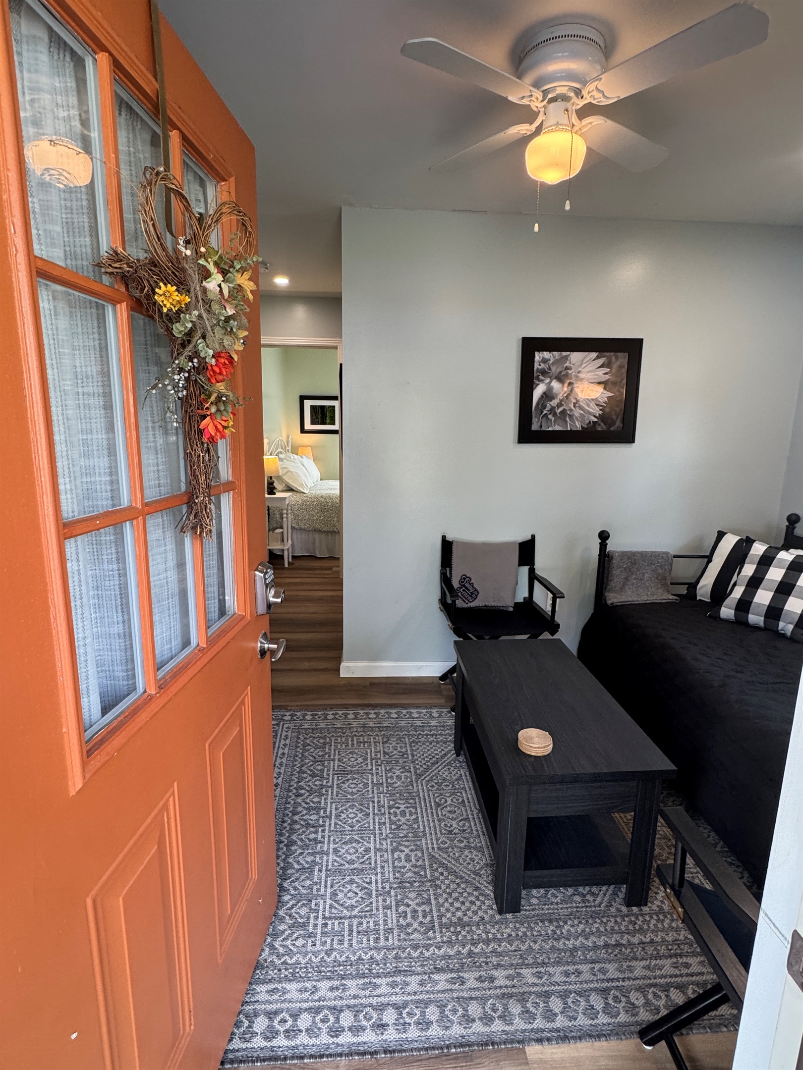 Welcome to Lakeside Suite