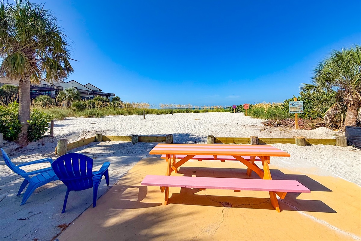 Private Patio & Picnic Table