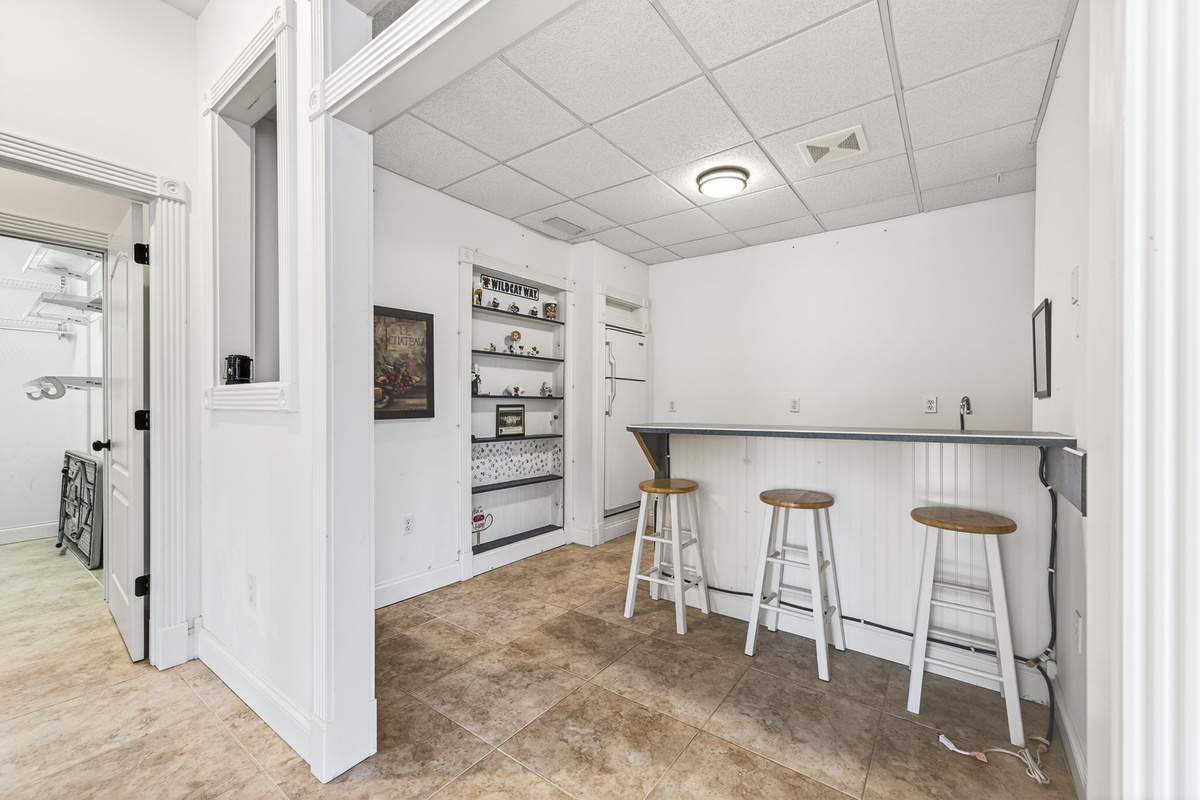 Wet Bar