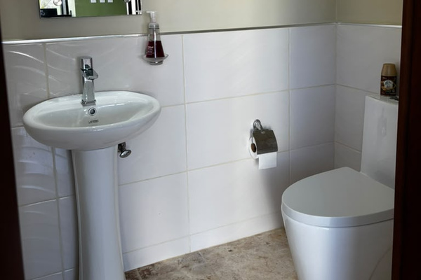 1/2 bath, pool area