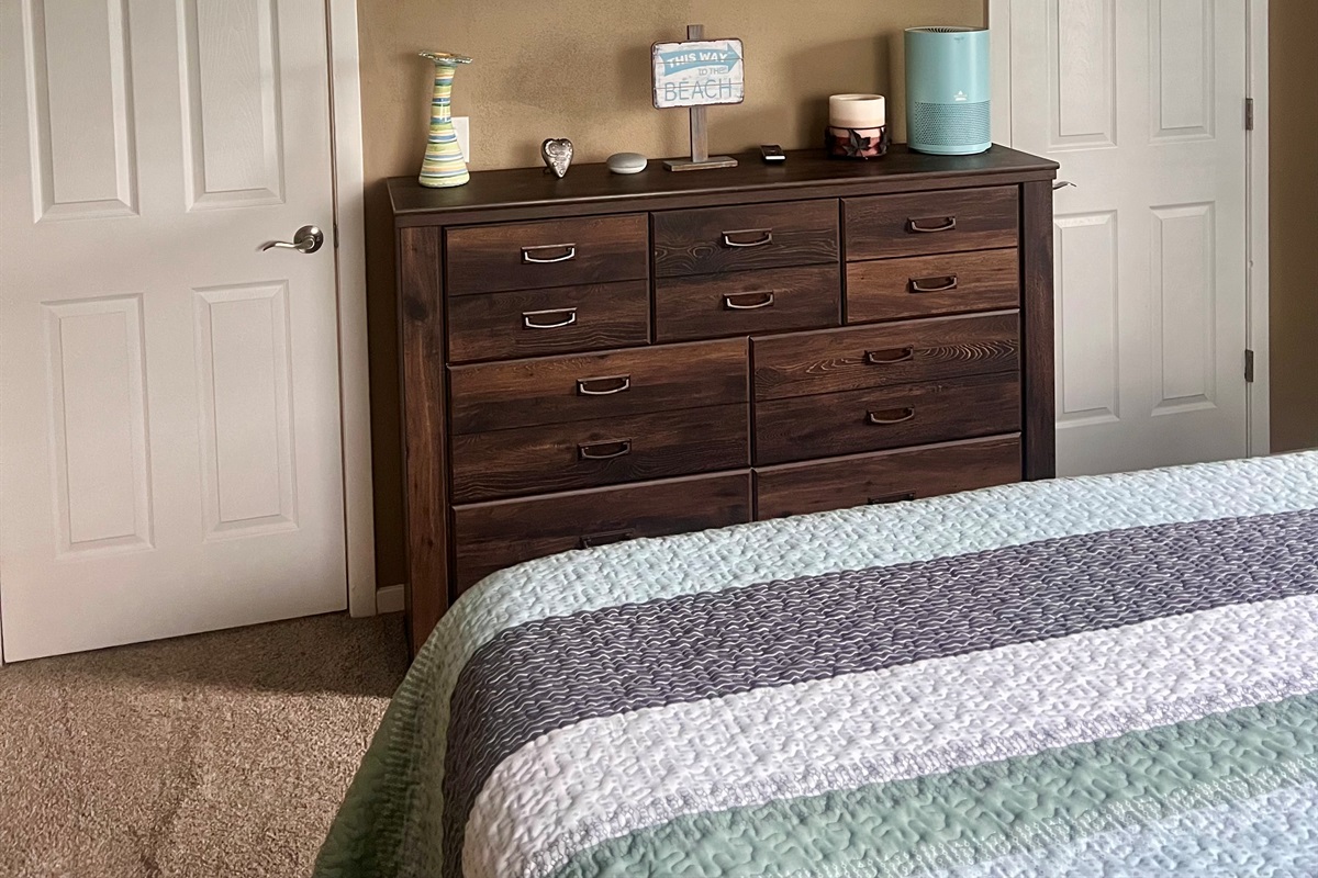Dresser for guest use