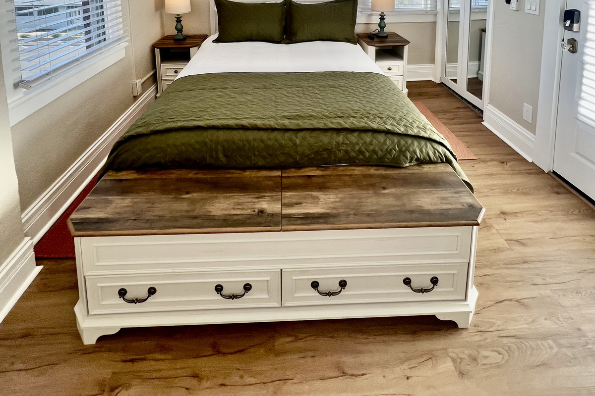 Every detail in this stylish suite is designed for you to relax and unwind.