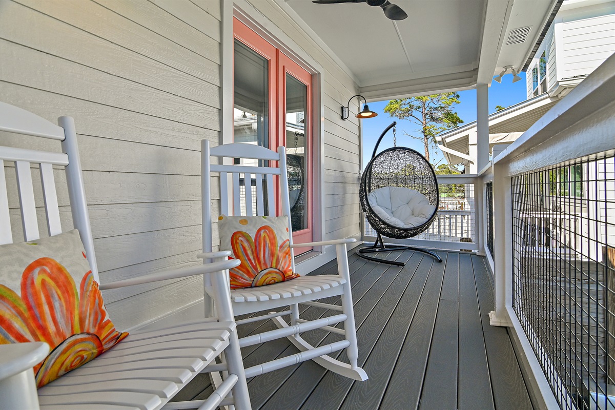 Upper Level Balcony