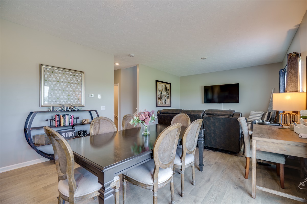 Comfortable Dining for Memorable Meals