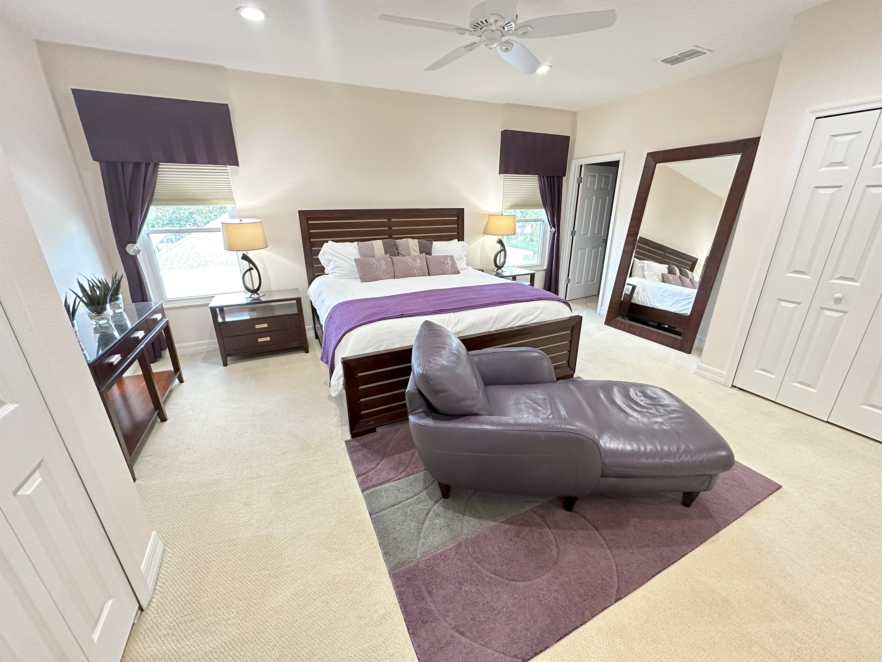 Grand Master King Suite with Lounge Area