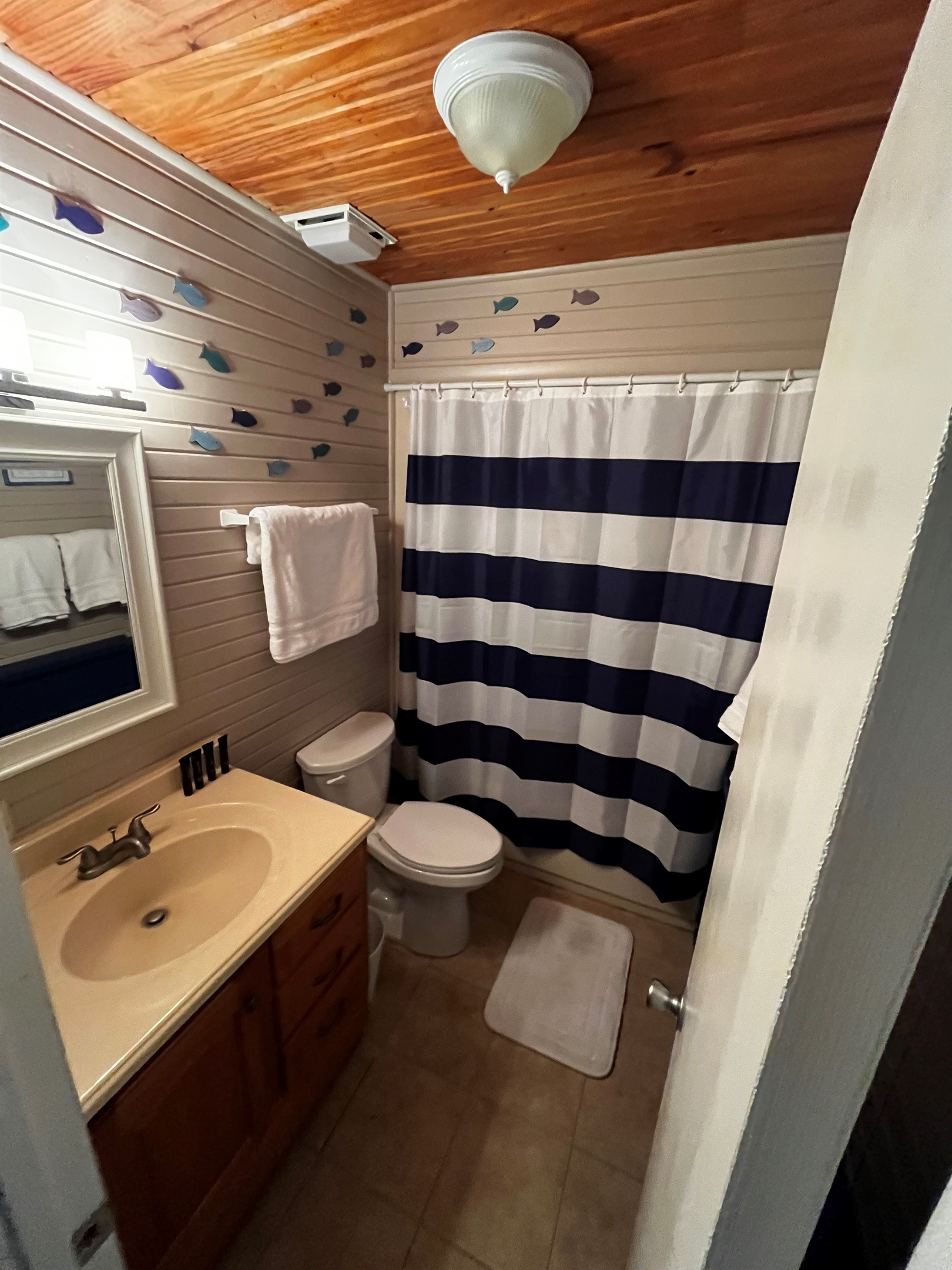 Main Floor Bathroom
