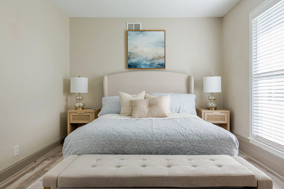 Main Level Bedroom with Queen Bed