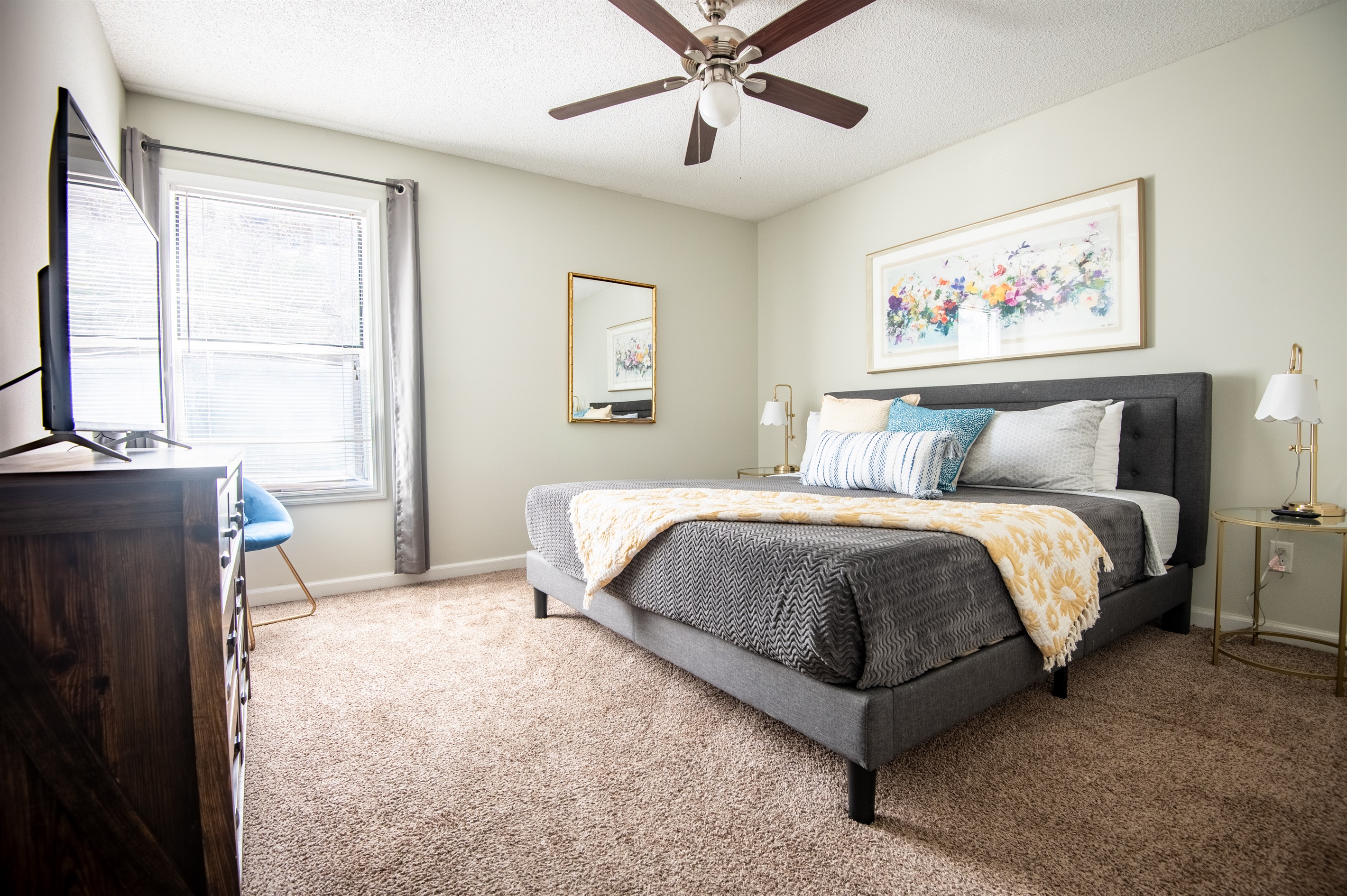 Enjoy all your favorite TV shows and movies on the big smart TV in the spacious king bedroom as you unwind from the day.