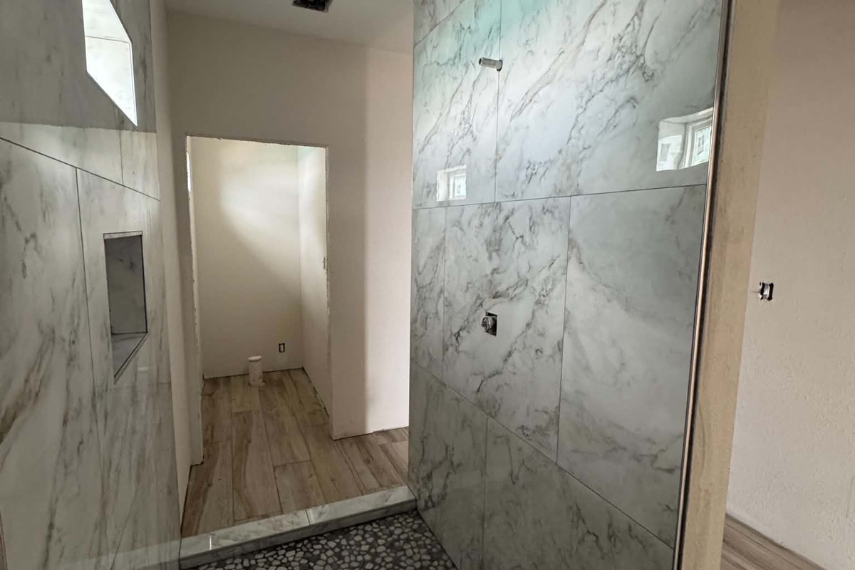 Master bath walk through shower