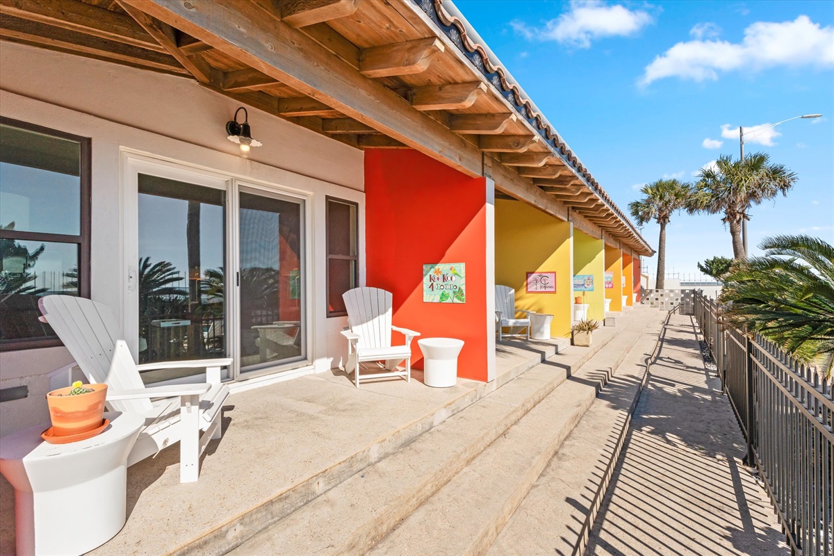 3e011a374497474a8ca048ba8d577925 Large | Beachhouse | Texas | TX | Vacation Homes | Galveston | Crystal Beach | Kokomo | Breezy Days | Beachfront Elegance | Sunrise Serenity | Southern Sands Property Management, LLC