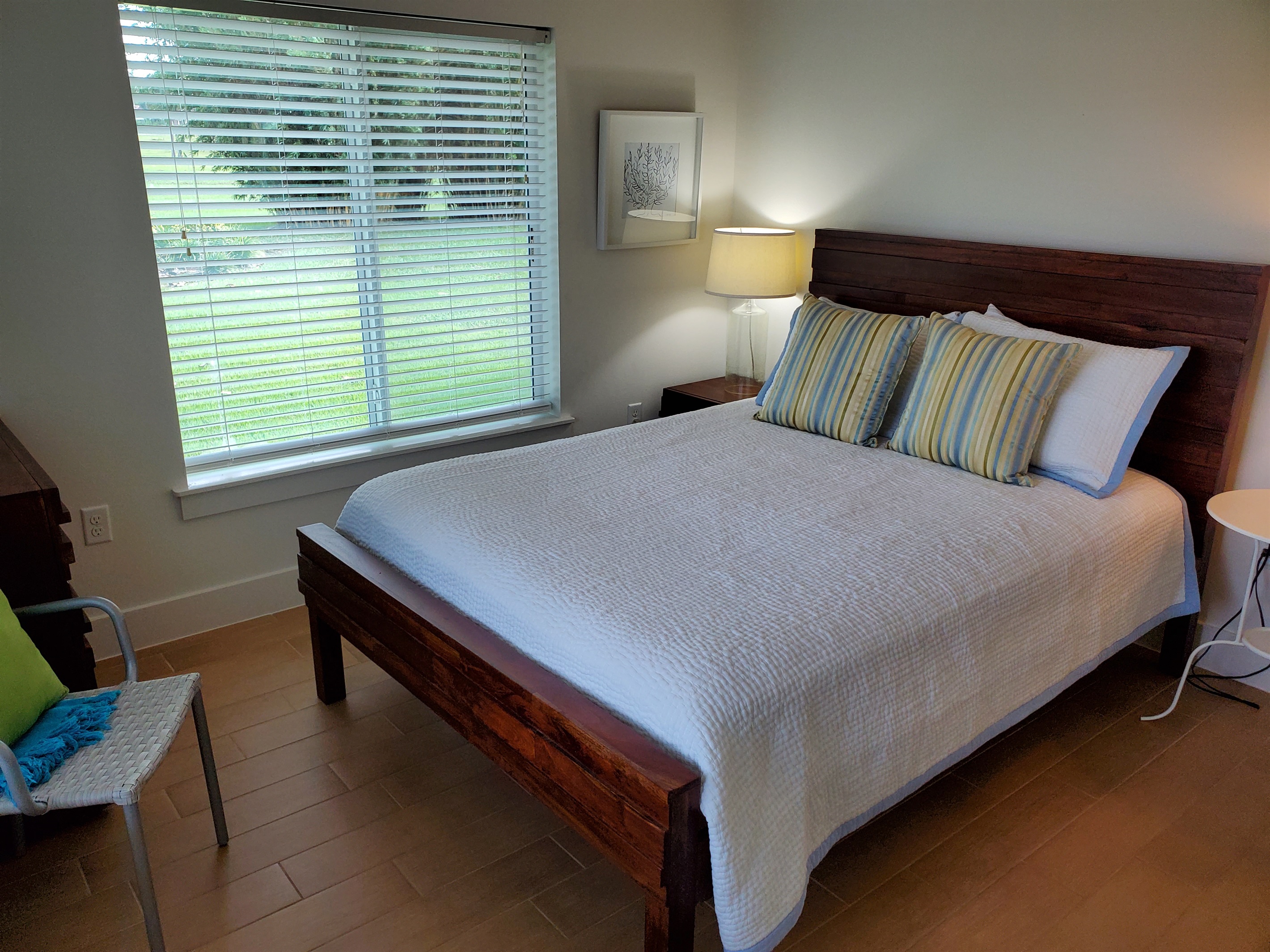 Queen bedroom with private full bathroom