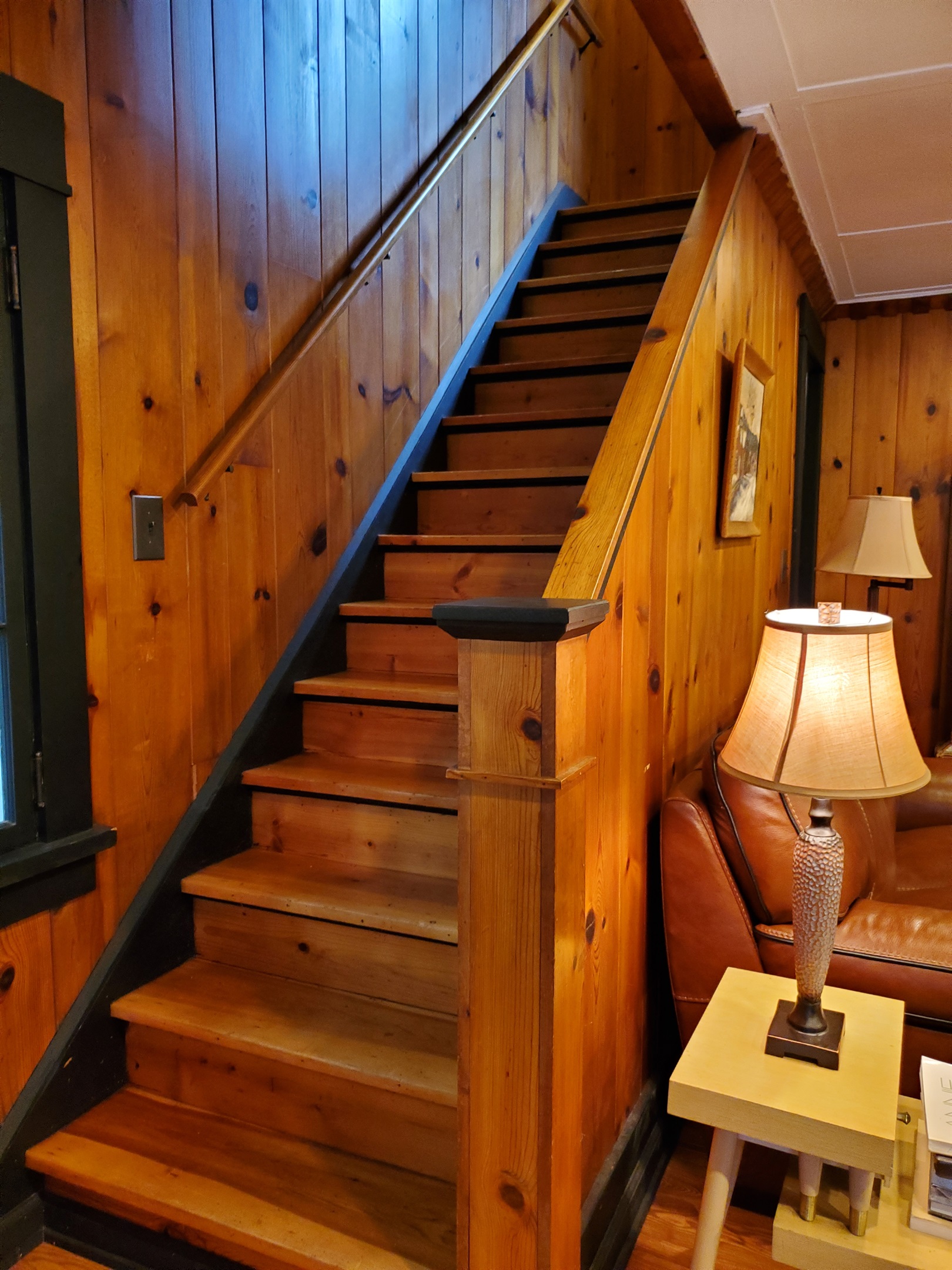 Stairwell to 2nd floor from great room