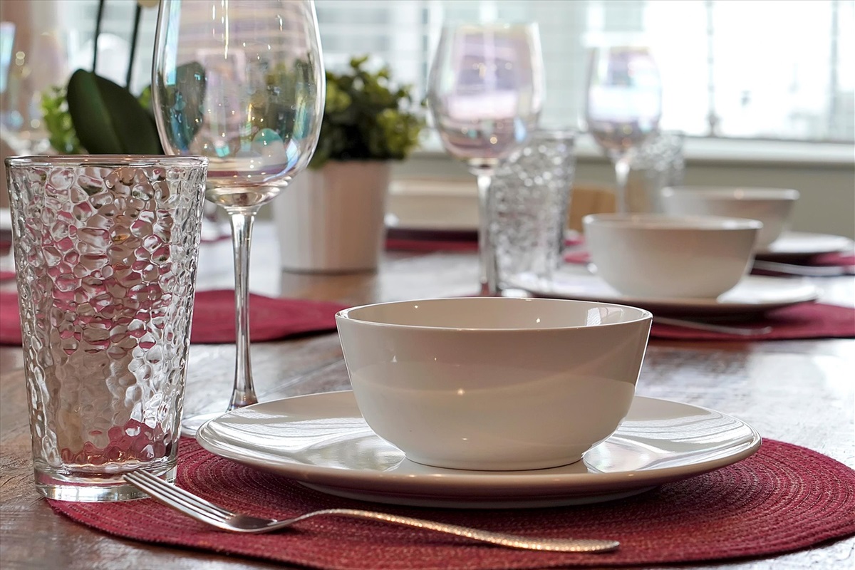The house has plates, glasses, cups, and other tableware for a comfortable stay