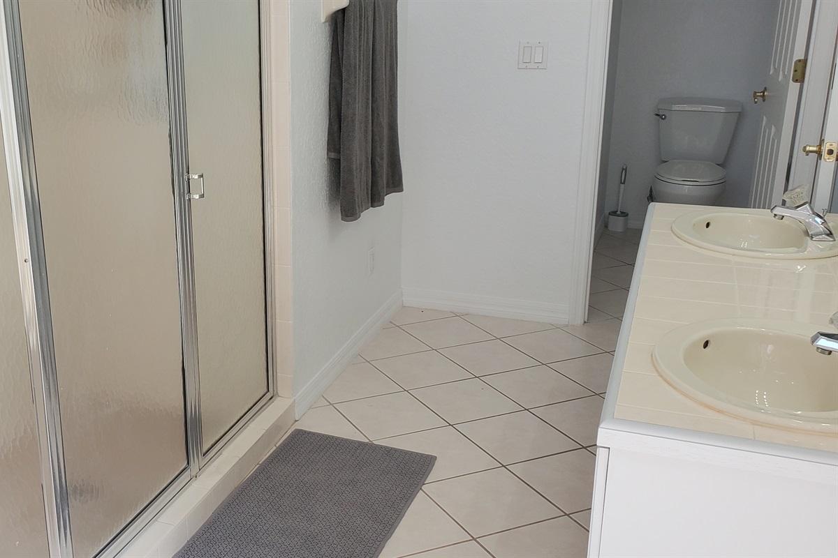 King master bathroom