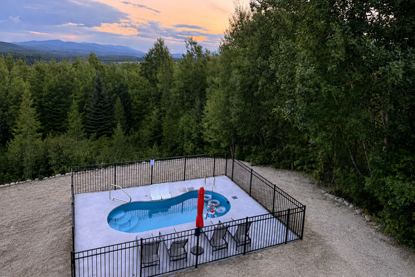 NEW seasonal saltwater pool with beautiful mountain views! Open seasonally through approximately Columbus Day and currently unheated for the 2026 season.