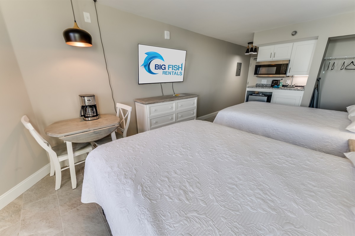 Beautiful Bedroom with Amazing Views 🌊☀️