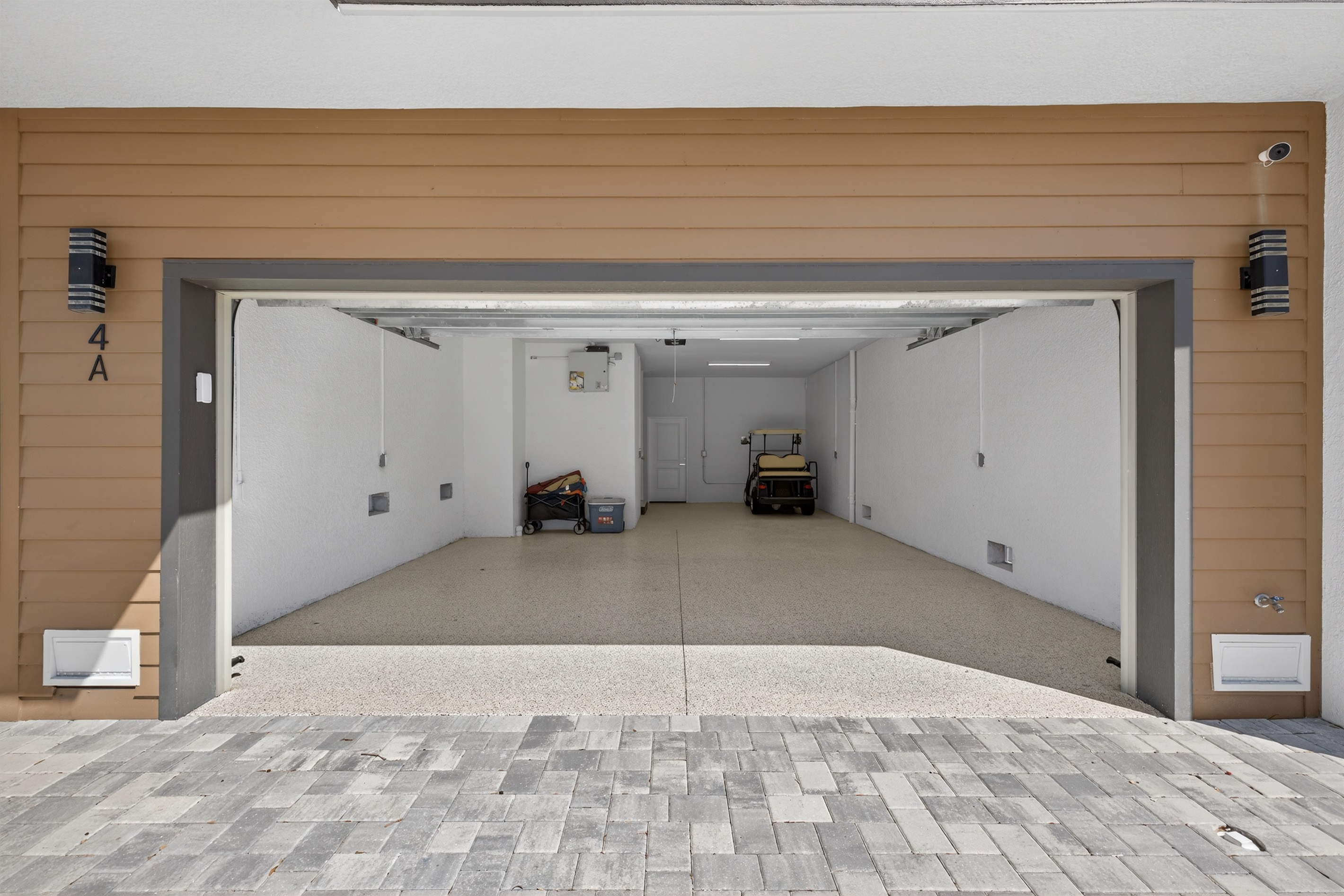 Wagon, beach chairs, umbrellas, beach towels are all provided and a 6-seater golf cart upon request!