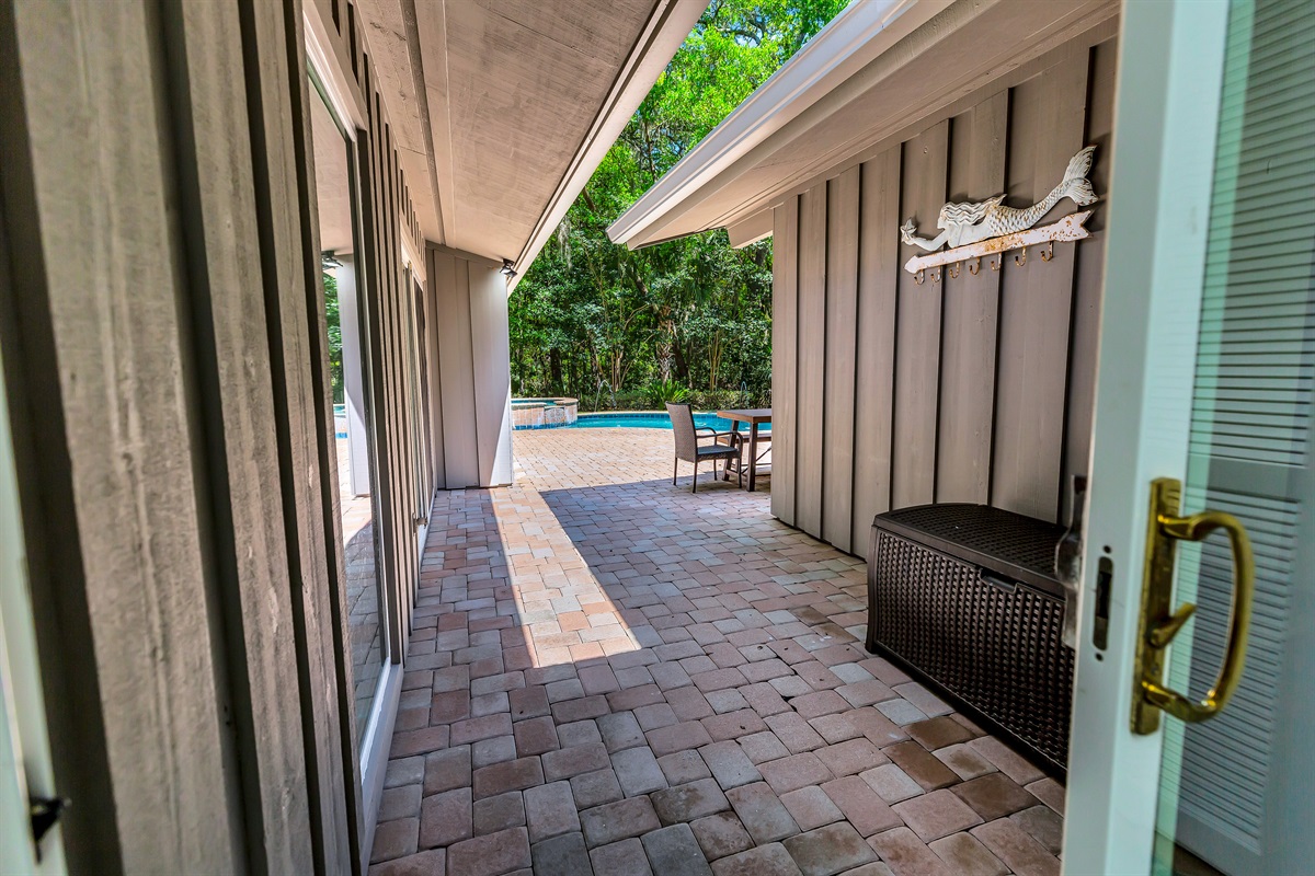 Walkway to the pool from the foyer