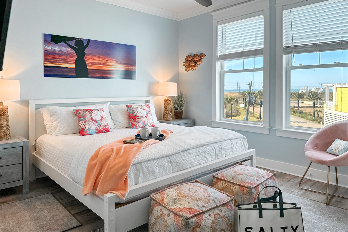 The second King suite is the &ldquo;Sunset&rdquo; room.