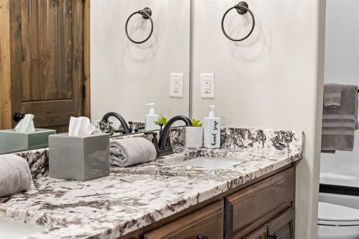 Bright bathroom with a refreshing feel