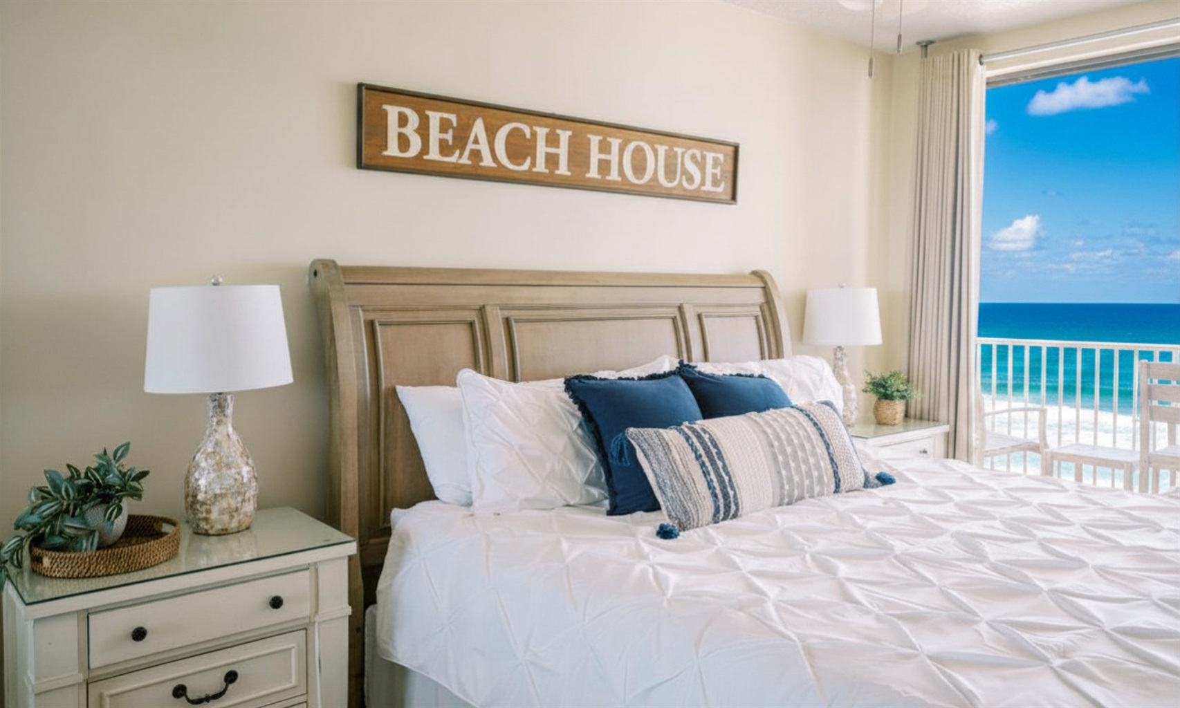 Wake up to an ocean view every day! 🌊🌅
