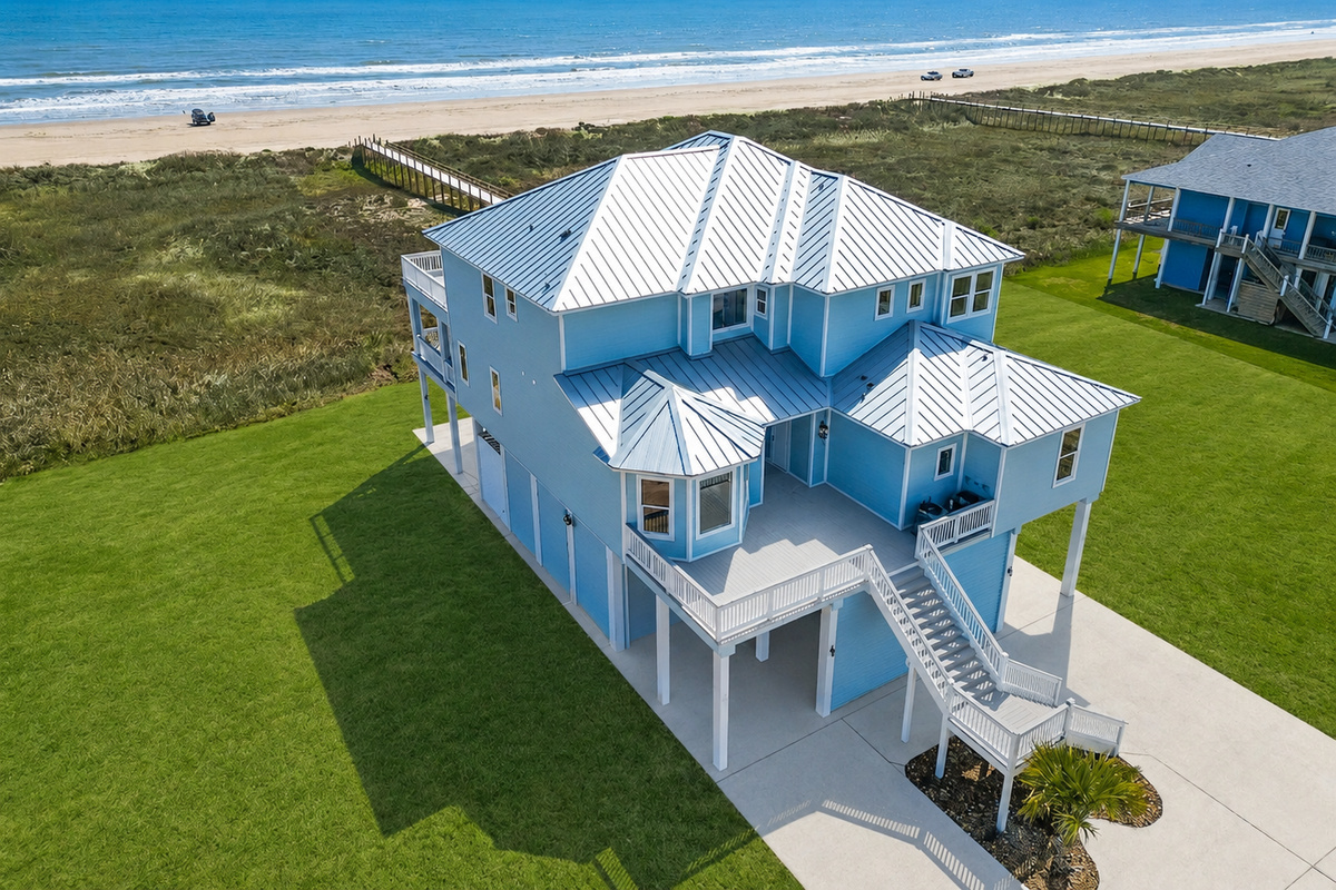 Seaside Manor sits right by the Gulf, with a dune walkover leading to the beach.