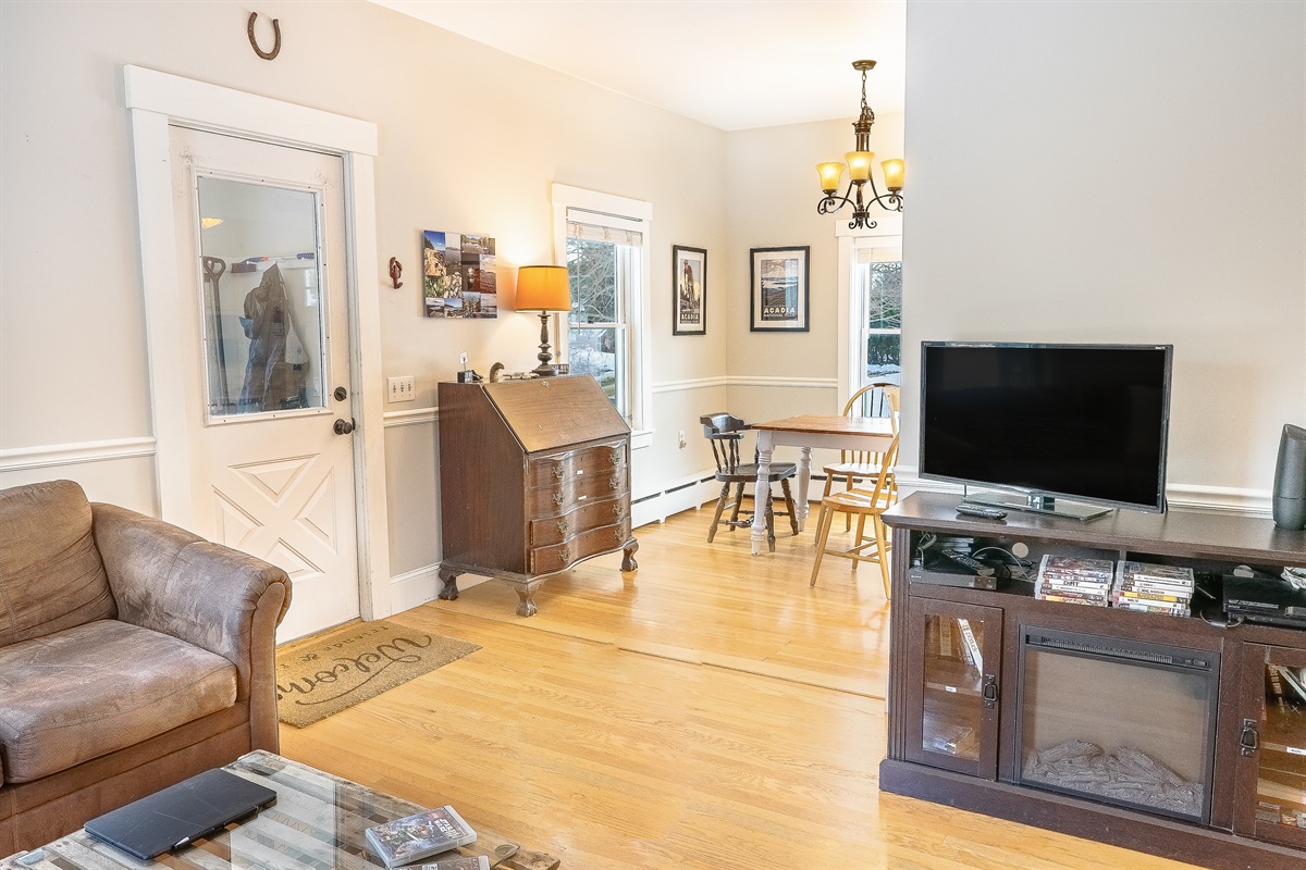 Living Room to Dining